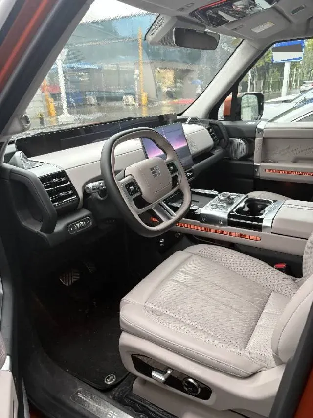 2025 Jetour Zongheng G700 2.0T 211HP L4 2DHT PHEV,autocango,china used car exporter,china ev exporter,chinese used car exporter,chinese used ev exporter