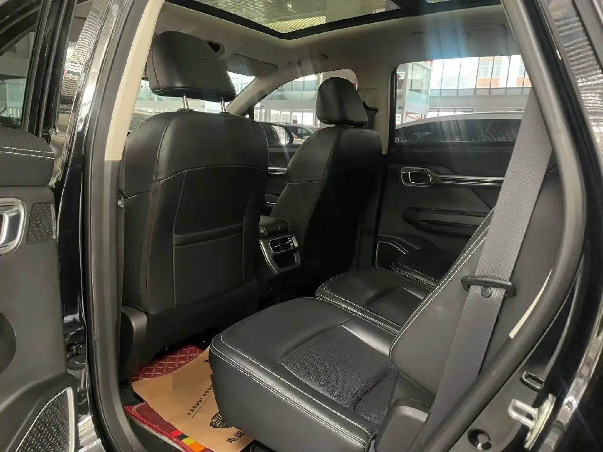 2020 Geely Okavango 1.8T 184HP L4 7DCT,autocango,china used car exporter,china ev exporter,chinese used car exporter,chinese used ev exporter