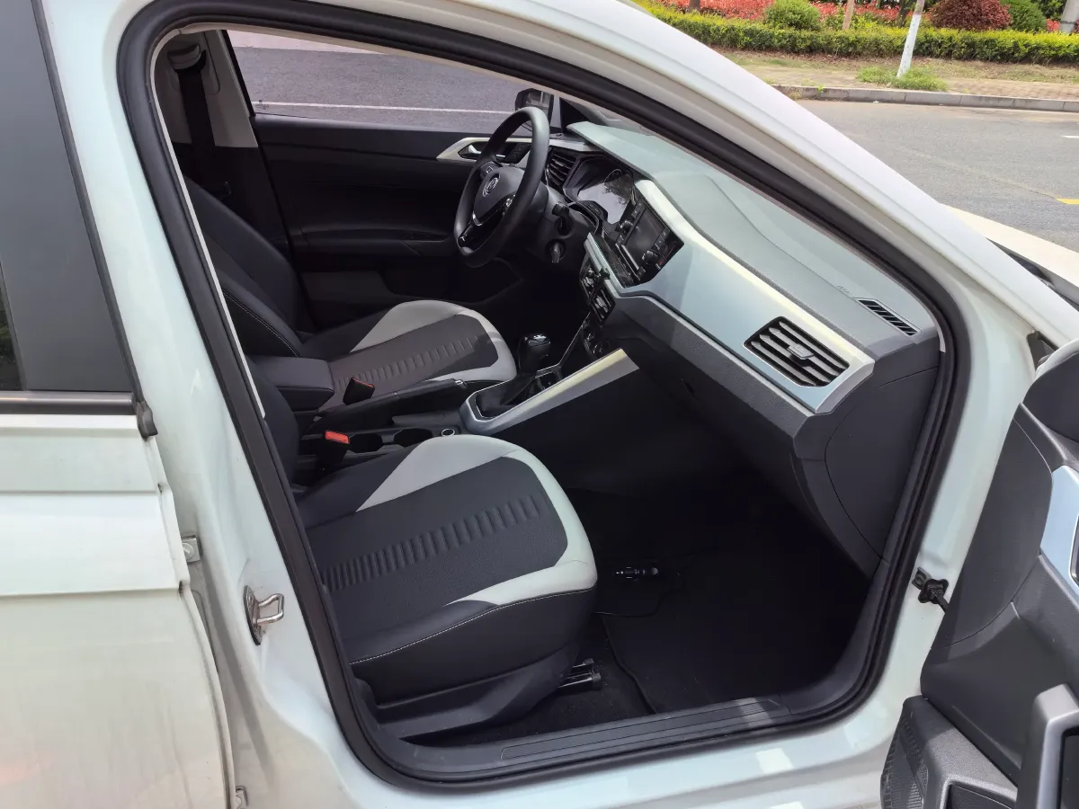 2019 Volkswagen Polo 1.5L 113HP L4 6AT,autocango,china used car exporter,china ev exporter,chinese used car exporter,chinese used ev exporter