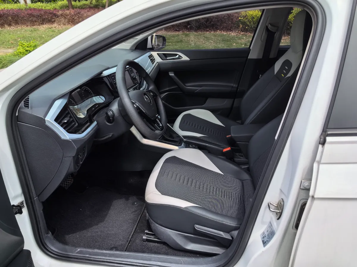 2019 Volkswagen Polo 1.5L 113HP L4 6AT,autocango,china used car exporter,china ev exporter,chinese used car exporter,chinese used ev exporter