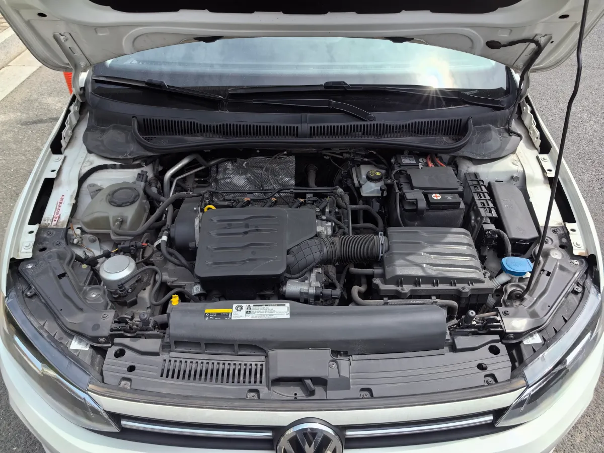 2019 Volkswagen Polo 1.5L 113HP L4 6AT,autocango,china used car exporter,china ev exporter,chinese used car exporter,chinese used ev exporter