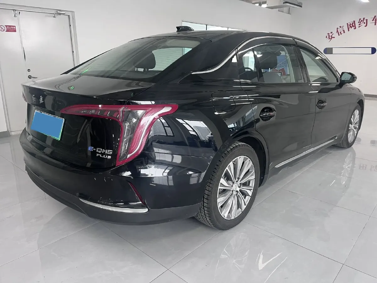 2024 HongQi E-QM5 BEV 72KWH,autocango,china used car exporter,china ev exporter,chinese used car exporter,chinese used ev exporter