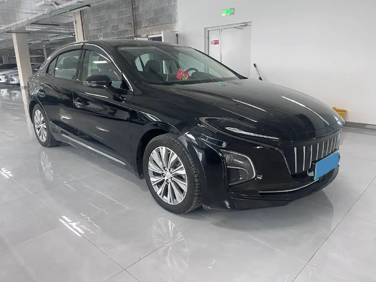 2024 HongQi E-QM5 BEV 72KWH,autocango,china used car exporter,china ev exporter,chinese used car exporter,chinese used ev exporter