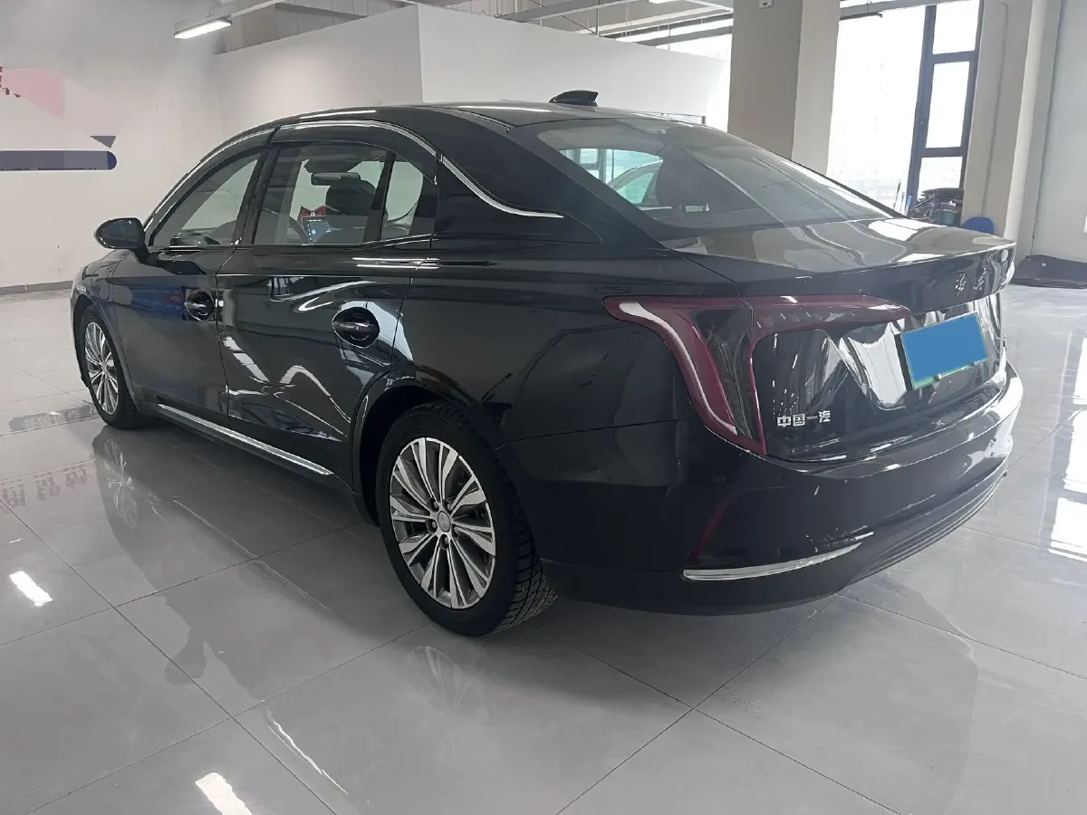 2024 HongQi E-QM5 BEV 72KWH,autocango,china used car exporter,china ev exporter,chinese used car exporter,chinese used ev exporter