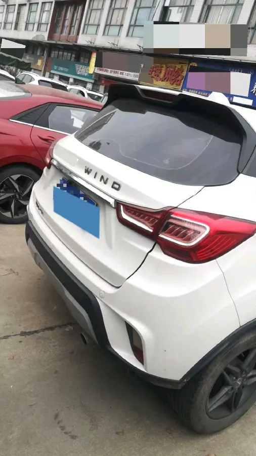2017 Landwind X2 1.6L 125HP L4 5MT,autocango,china used car exporter,china ev exporter,chinese used car exporter,chinese used ev exporter