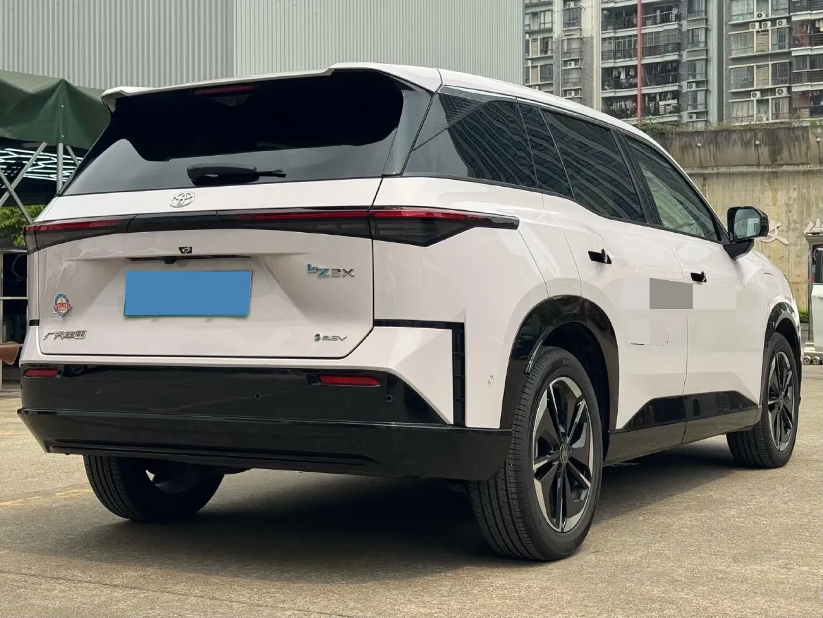 2025 Toyota BZ3X BEV 58.37KWH,autocango,china used car exporter,china ev exporter,chinese used car exporter,chinese used ev exporter