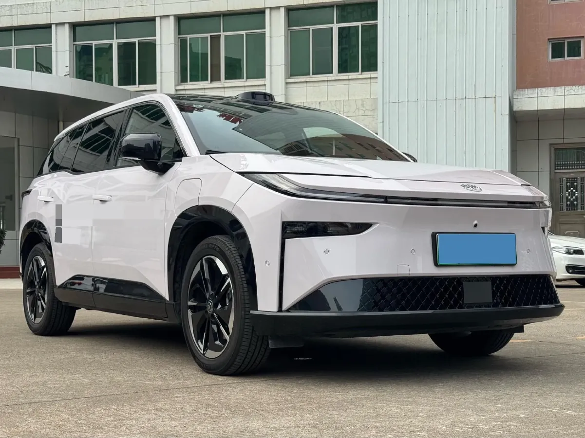 2025 Toyota BZ3X BEV 58.37KWH,autocango,china used car exporter,china ev exporter,chinese used car exporter,chinese used ev exporter