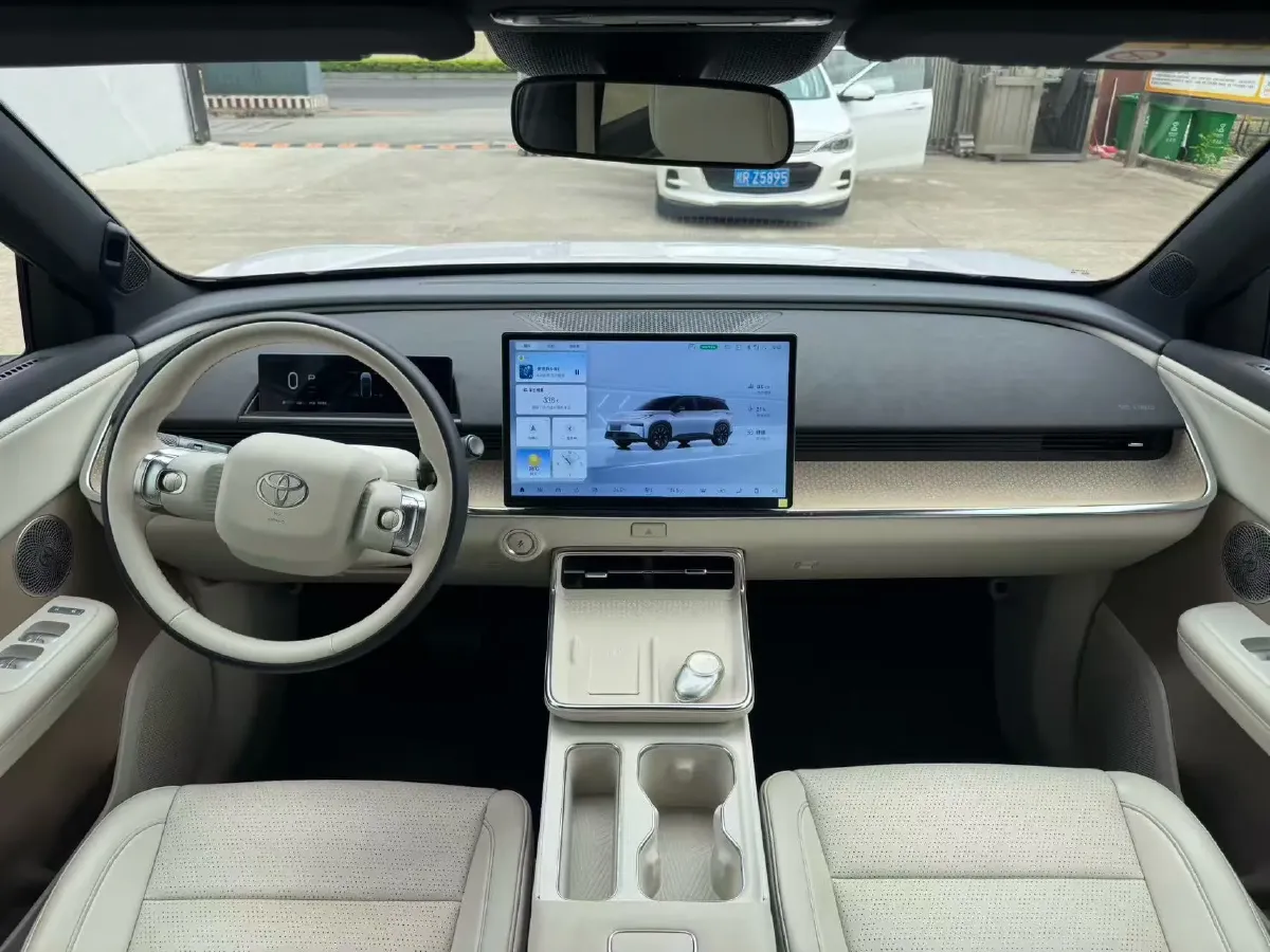 2025 Toyota BZ3X BEV 58.37KWH,autocango,china used car exporter,china ev exporter,chinese used car exporter,chinese used ev exporter