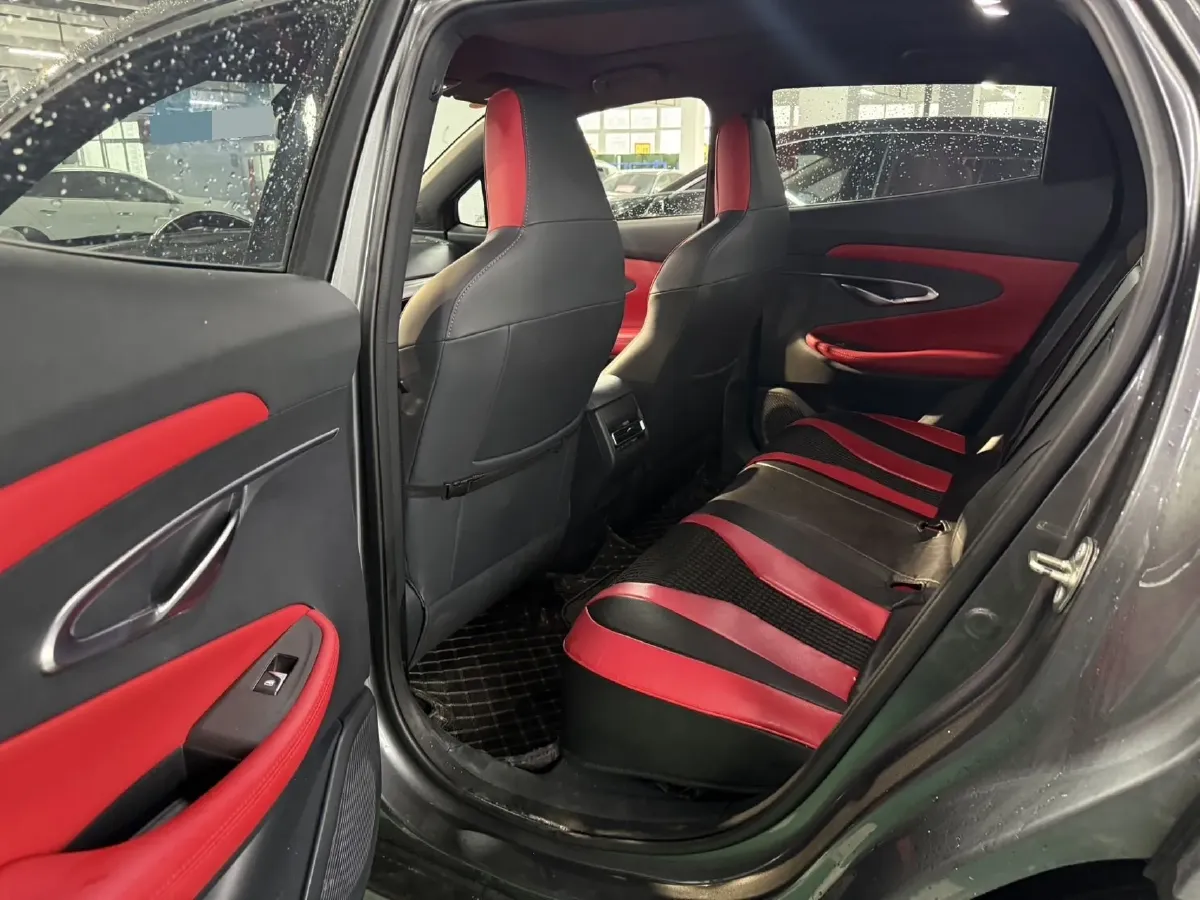 2020 ChangAn UNI-T 1.5T 180HP L4 7DCT,autocango,china used car exporter,china ev exporter,chinese used car exporter,chinese used ev exporter