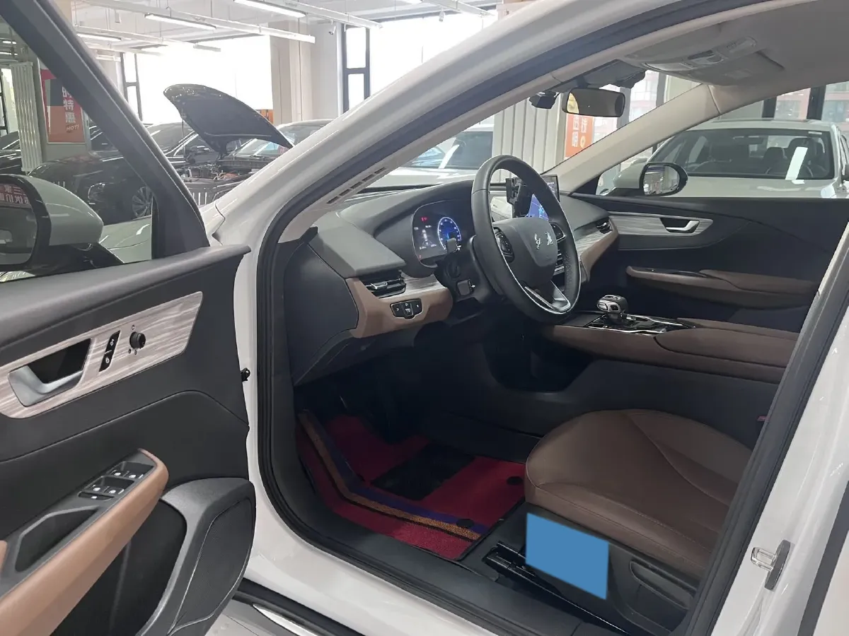 2024 HongQi E-QM5 BEV 72KWH,autocango,china used car exporter,china ev exporter,chinese used car exporter,chinese used ev exporter