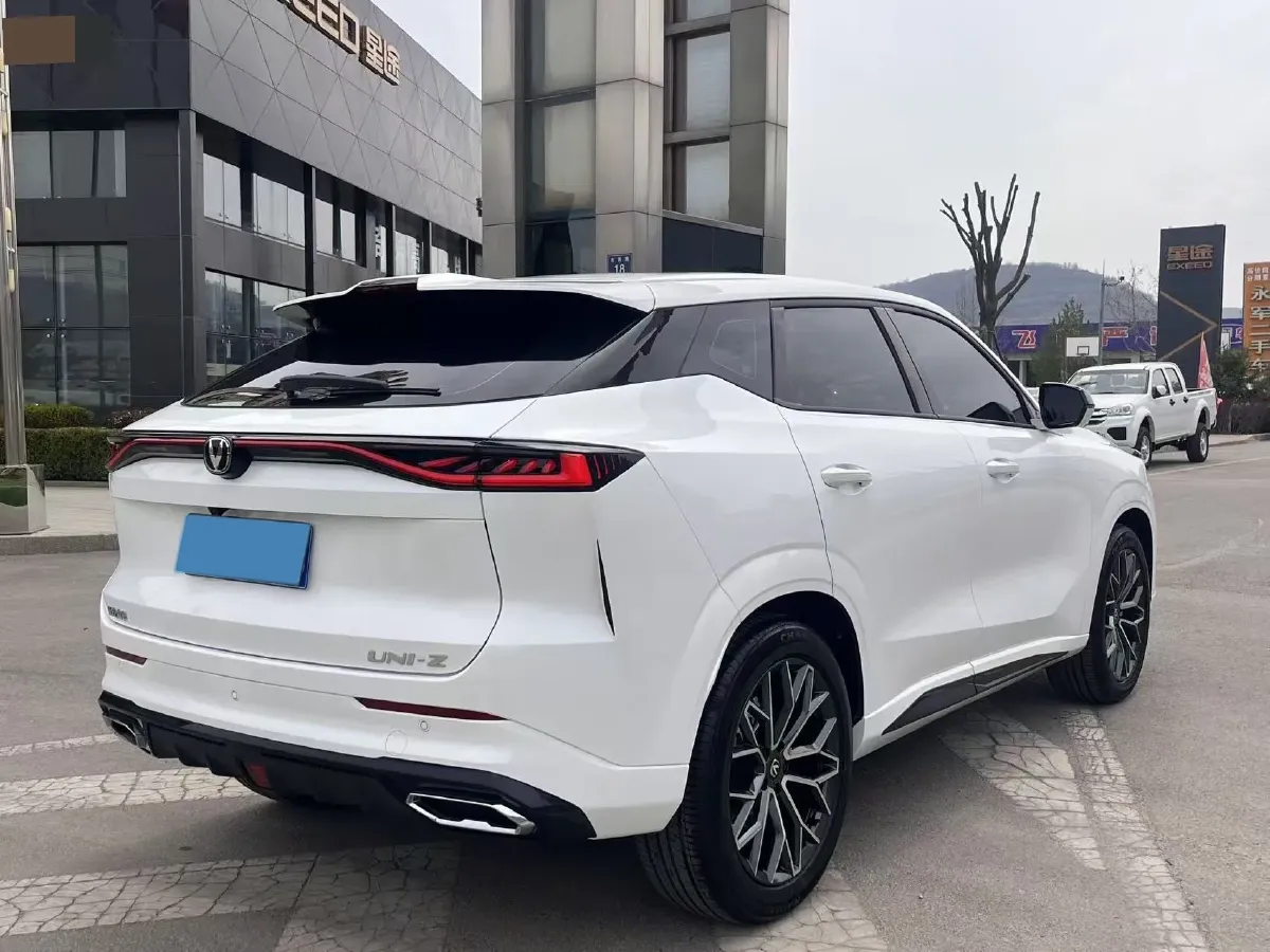 2025 ChangAn UNI-Z 1.5T 188HP L4 7DCT,autocango,china used car exporter,china ev exporter,chinese used car exporter,chinese used ev exporter