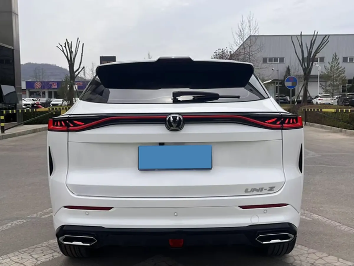 2025 ChangAn UNI-Z 1.5T 188HP L4 7DCT,autocango,china used car exporter,china ev exporter,chinese used car exporter,chinese used ev exporter