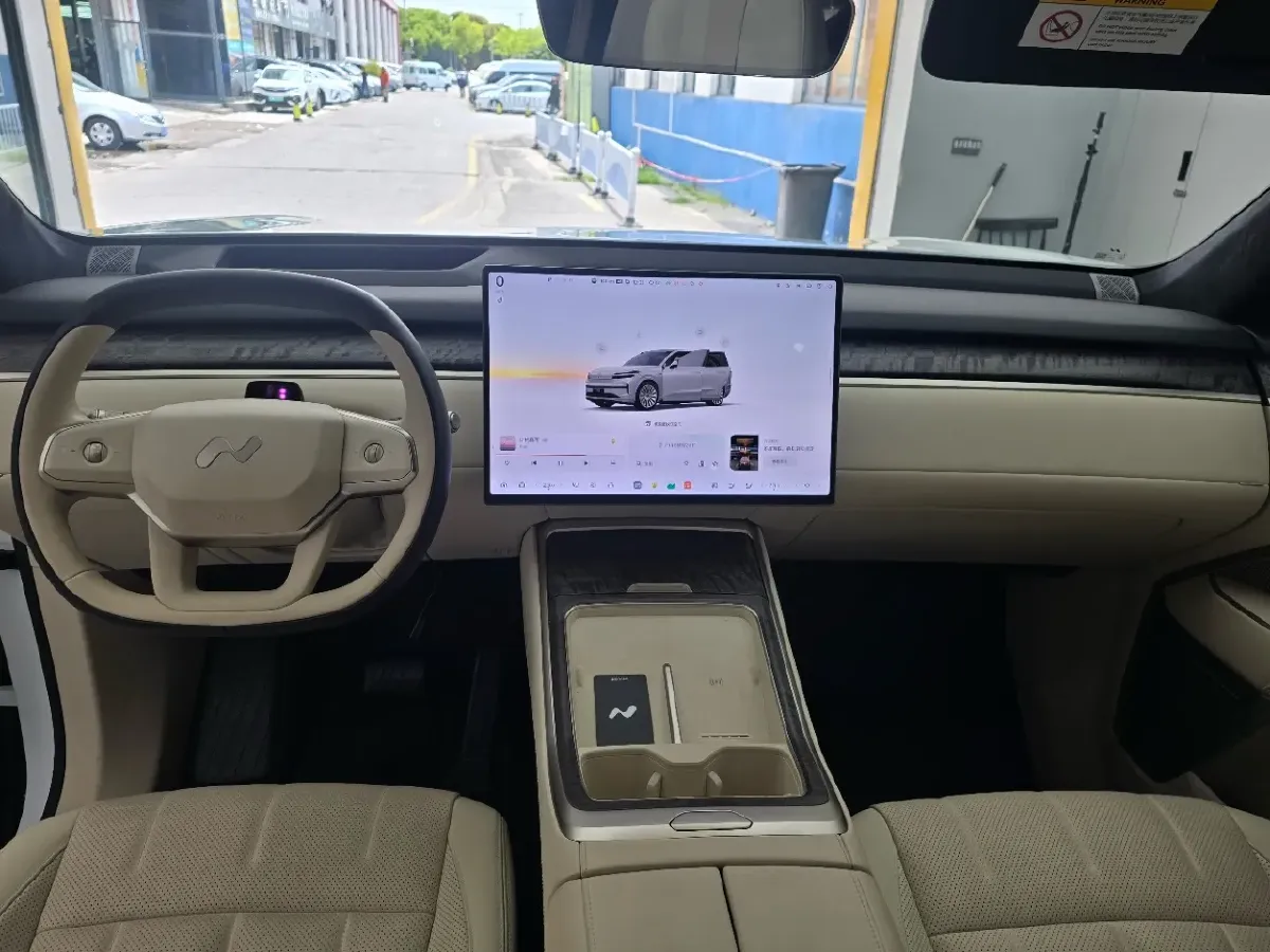 2025 ONVO L90 BEV,autocango,china used car exporter,china ev exporter,chinese used car exporter,chinese used ev exporter