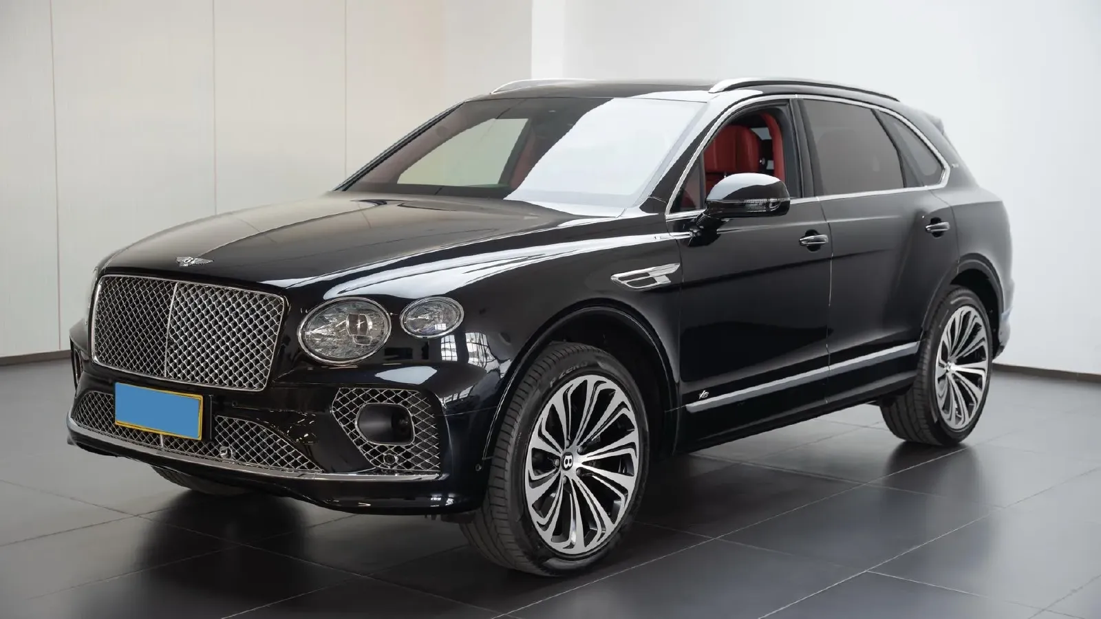 2021 Bentley Bentayga 4.0T 550HP V8 8AT,autocango,china used car exporter,china ev exporter,chinese used car exporter,chinese used ev exporter