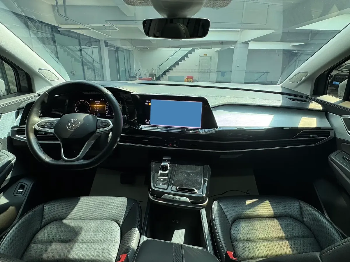 2022 Volkswagen Talagon 2.0T 220HP L4 7DCT,autocango,china used car exporter,china ev exporter,chinese used car exporter,chinese used ev exporter