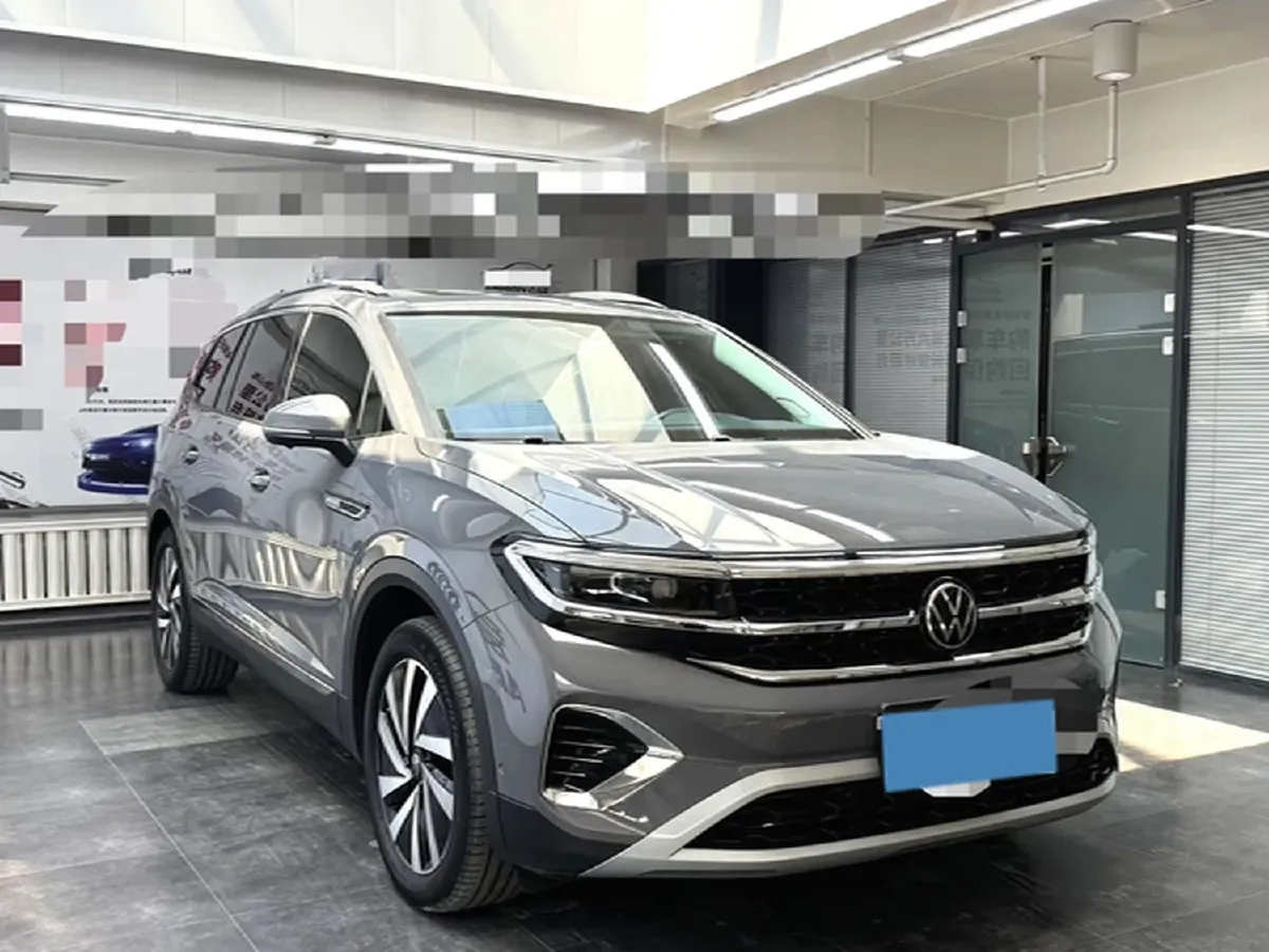 2022 Volkswagen Talagon 2.0T 220HP L4 7DCT,autocango,china used car exporter,china ev exporter,chinese used car exporter,chinese used ev exporter