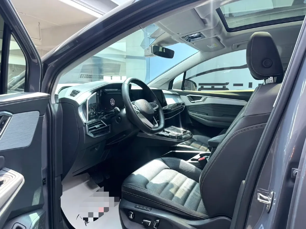 2022 Volkswagen Talagon 2.0T 220HP L4 7DCT,autocango,china used car exporter,china ev exporter,chinese used car exporter,chinese used ev exporter