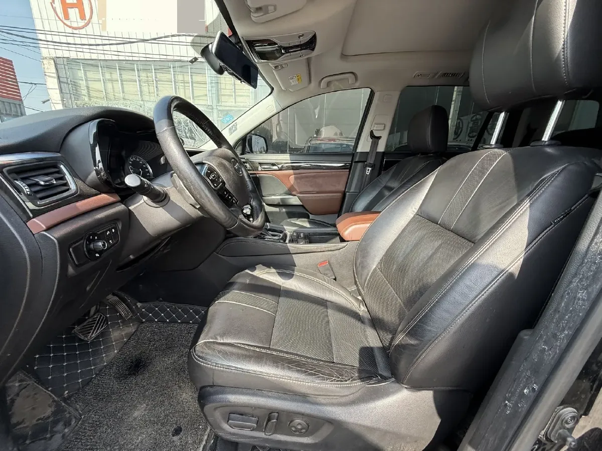 2017 GAC Trumpchi GS8 2.0T 201HP L4 6AT,autocango,china used car exporter,china ev exporter,chinese used car exporter,chinese used ev exporter