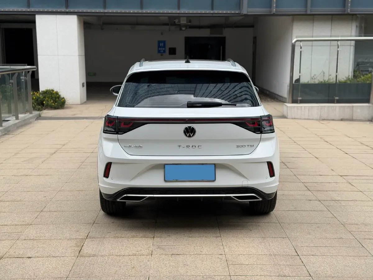 2024 Volkswagen T-Roc 1.5T 160HP L4 7DCT,autocango,china used car exporter,china ev exporter,chinese used car exporter,chinese used ev exporter