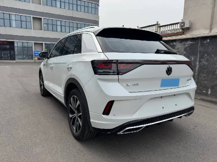 2023 Volkswagen T-Roc 1.5T 160HP L4 7DCT,autocango,china used car exporter,china ev exporter,chinese used car exporter,chinese used ev exporter