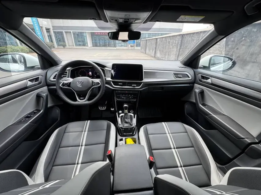 2023 Volkswagen T-Roc 1.5T 160HP L4 7DCT,autocango,china used car exporter,china ev exporter,chinese used car exporter,chinese used ev exporter