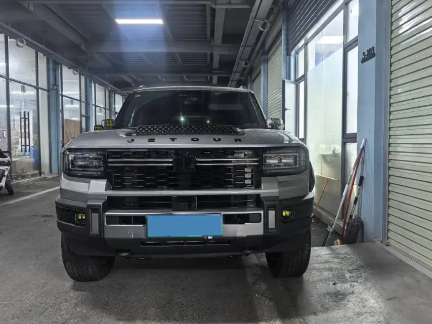 2025 Jetour Zongheng G700 2.0T 211HP L4 2DHT PHEV,autocango,china used car exporter,china ev exporter,chinese used car exporter,chinese used ev exporter