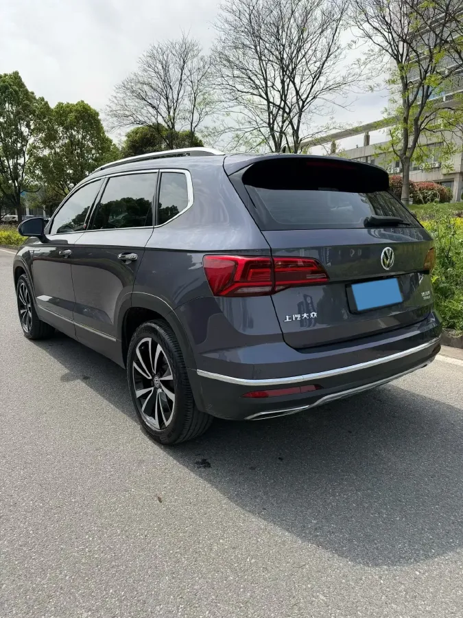 2019 Jeep Compass 1.3T 173HP L4 9AT,autocango,china used car exporter,china ev exporter,chinese used car exporter,chinese used ev exporter