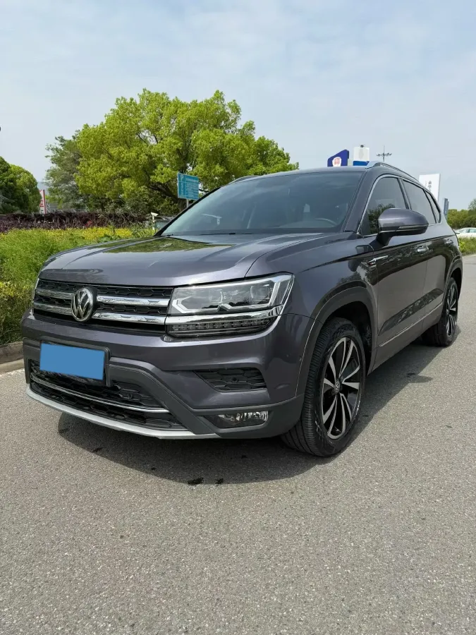 2019 Jeep Compass 1.3T 173HP L4 9AT,autocango,china used car exporter,china ev exporter,chinese used car exporter,chinese used ev exporter