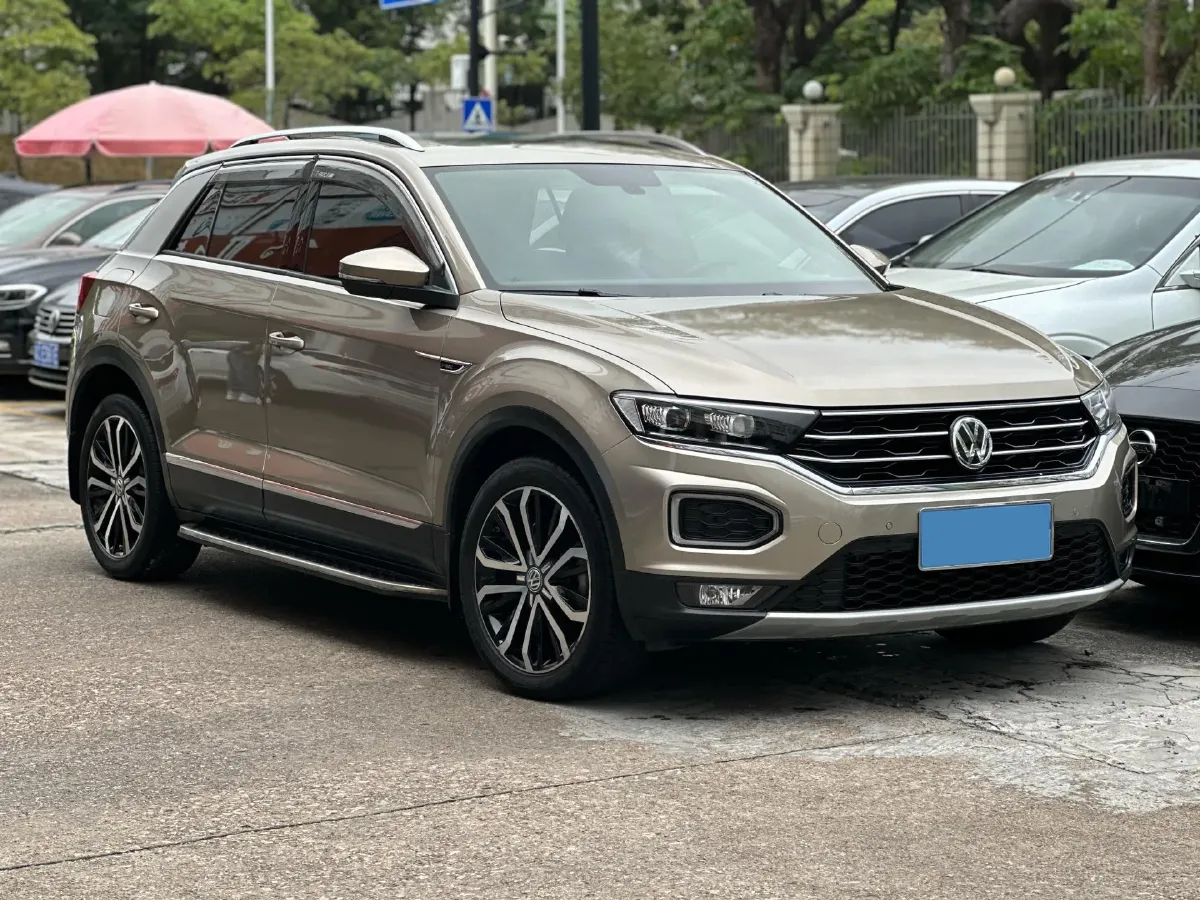 2018 Mitsubishi Eclipse Cross 1.5T 170HP L4 CVT,autocango,china used car exporter,china ev exporter,chinese used car exporter,chinese used ev exporter