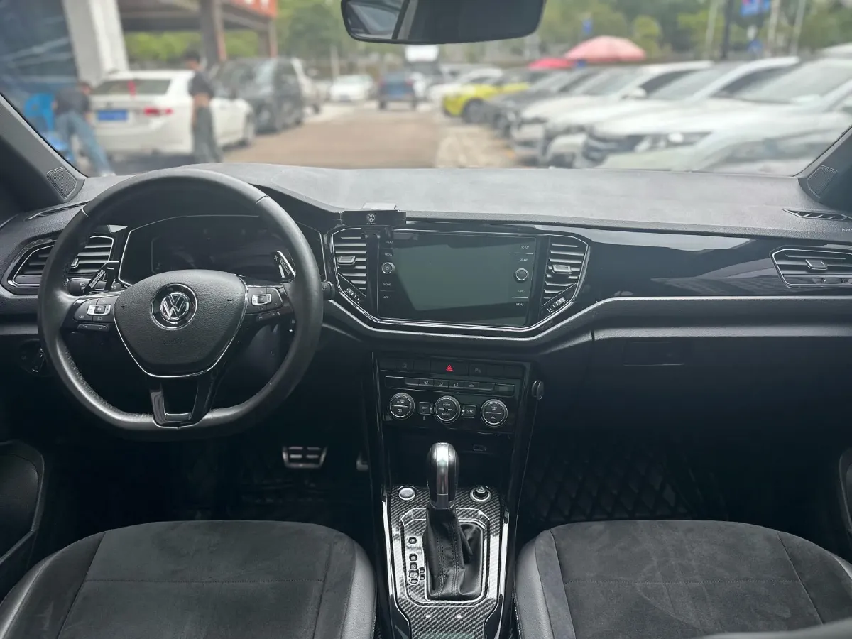 2018 Mitsubishi Eclipse Cross 1.5T 170HP L4 CVT,autocango,china used car exporter,china ev exporter,chinese used car exporter,chinese used ev exporter