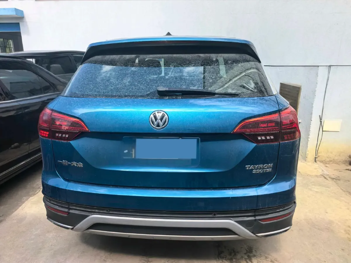 2019 Jeep Cherokee 2.0T 234HP L4 9AT,autocango,china used car exporter,china ev exporter,chinese used car exporter,chinese used ev exporter