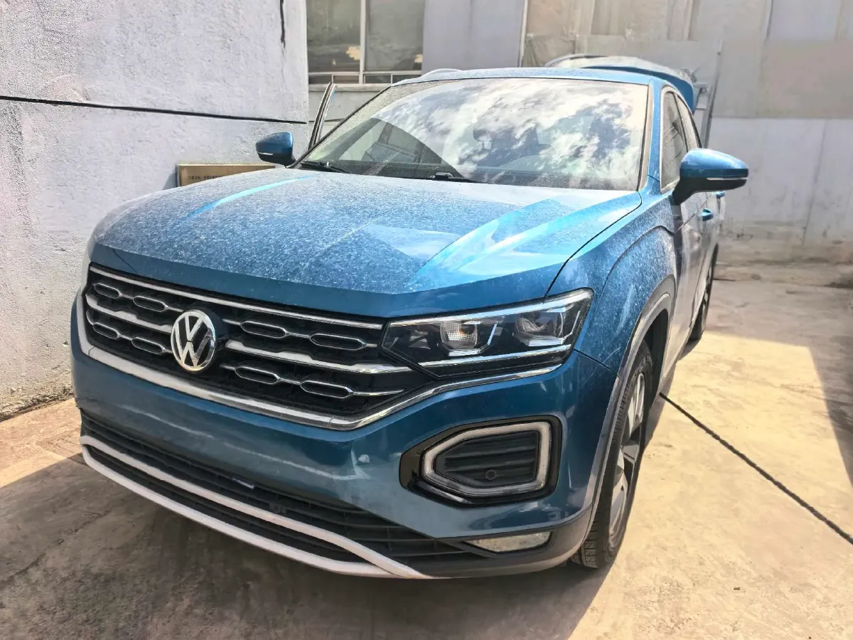 2019 Jeep Cherokee 2.0T 234HP L4 9AT,autocango,china used car exporter,china ev exporter,chinese used car exporter,chinese used ev exporter