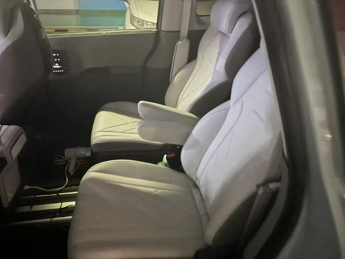 2023 Dongfeng PaLaSuo 2.0T 228HP L4 8AT,autocango,china used car exporter,china ev exporter,chinese used car exporter,chinese used ev exporter