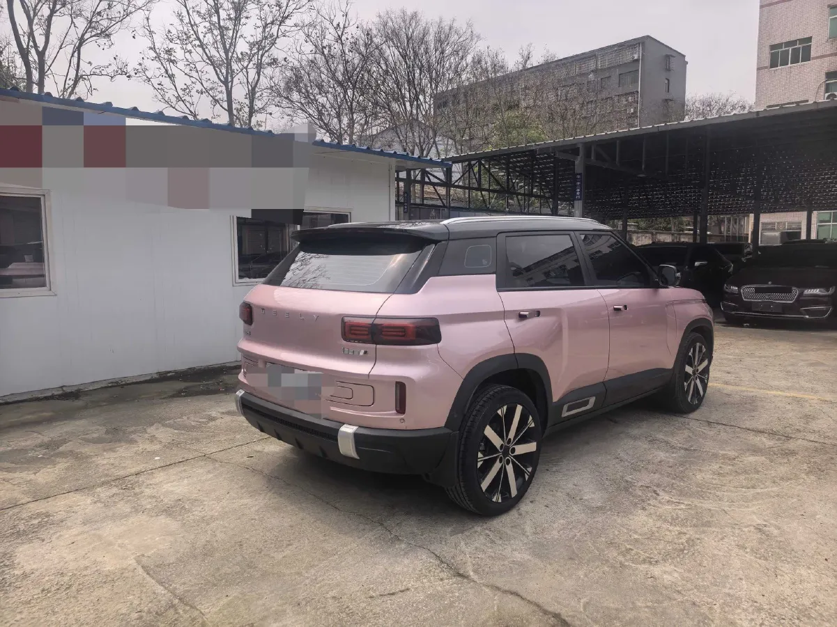 2023 Geely ICON 1.5T 181HP L4 7DCT,autocango,china used car exporter,china ev exporter,chinese used car exporter,chinese used ev exporter