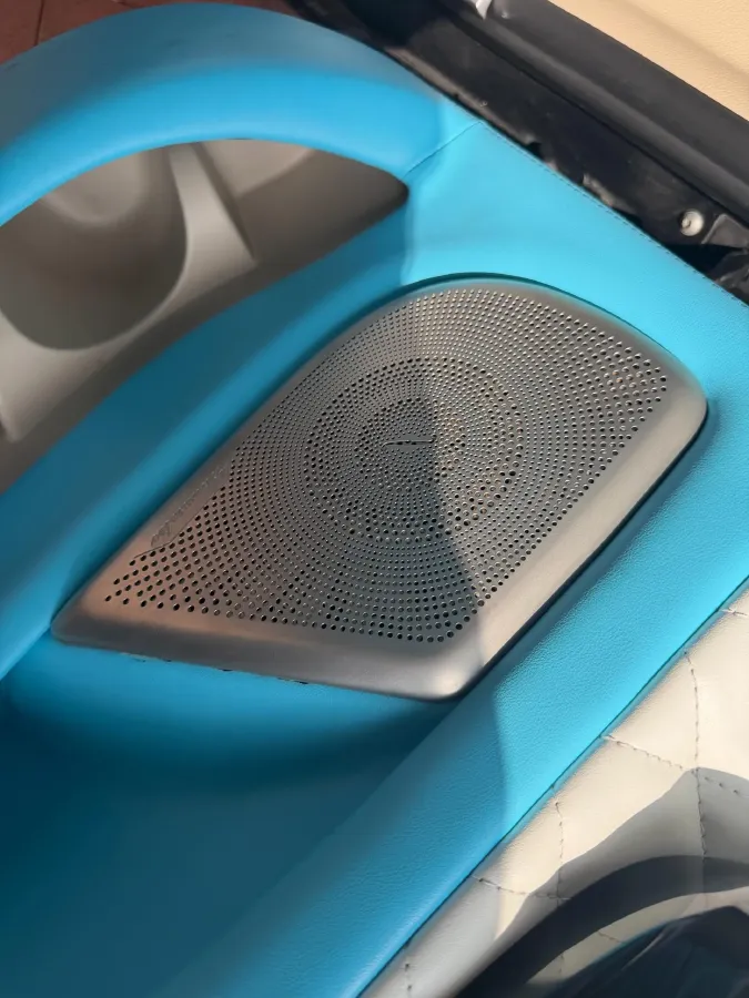 2020 Mercedes-Benz V Class 2.0T 211HP L4 9AT,autocango,china used car exporter,china ev exporter,chinese used car exporter,chinese used ev exporter