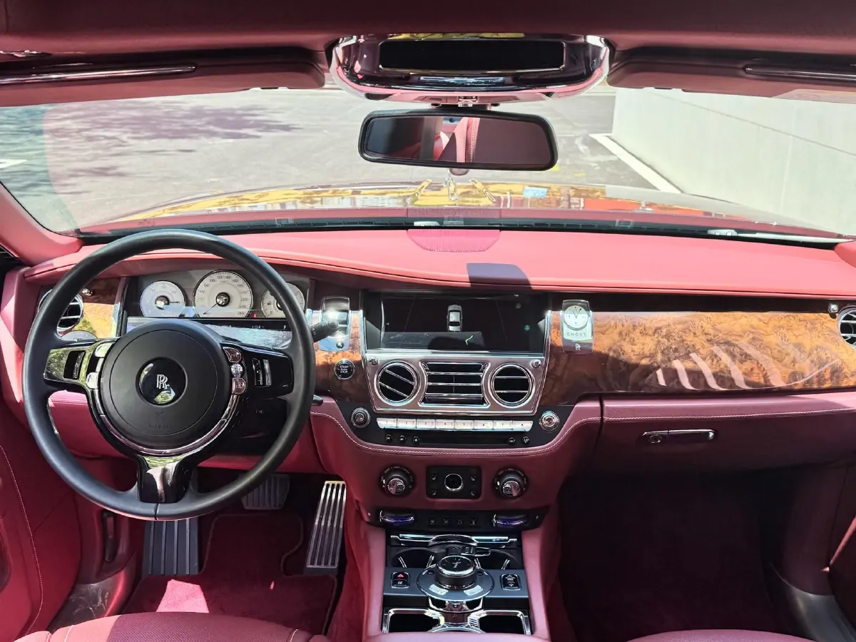 2018 Rolls-Royce Ghost 6.6T 571HP V12 8AT,autocango,china used car exporter,china ev exporter,chinese used car exporter,chinese used ev exporter