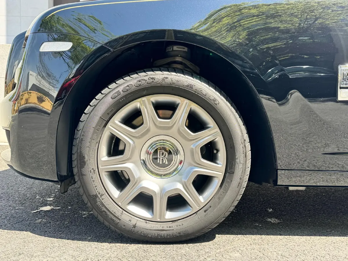 2018 Rolls-Royce Ghost 6.6T 571HP V12 8AT,autocango,china used car exporter,china ev exporter,chinese used car exporter,chinese used ev exporter