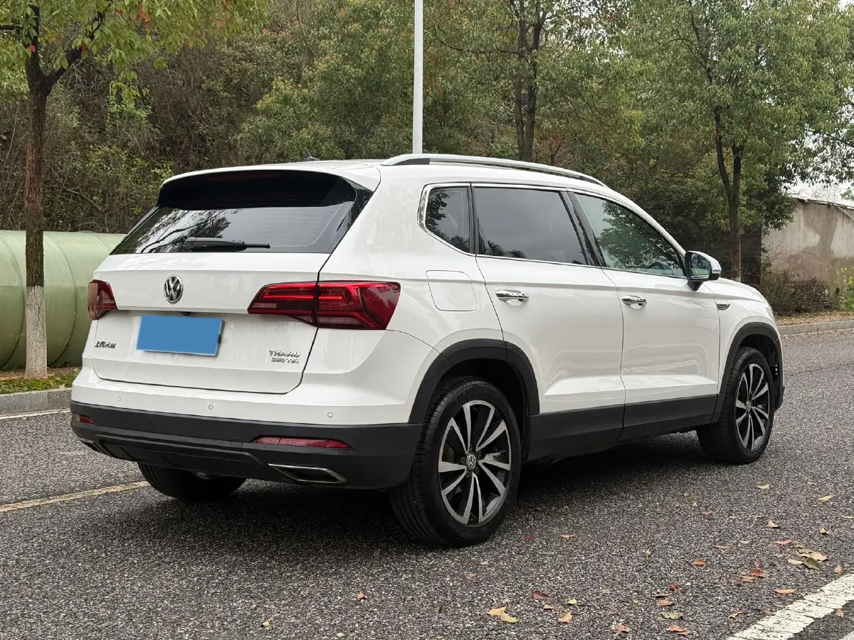 2019 MINI MINI 1.5T 102HP L3 7DCT,autocango,china used car exporter,china ev exporter,chinese used car exporter,chinese used ev exporter