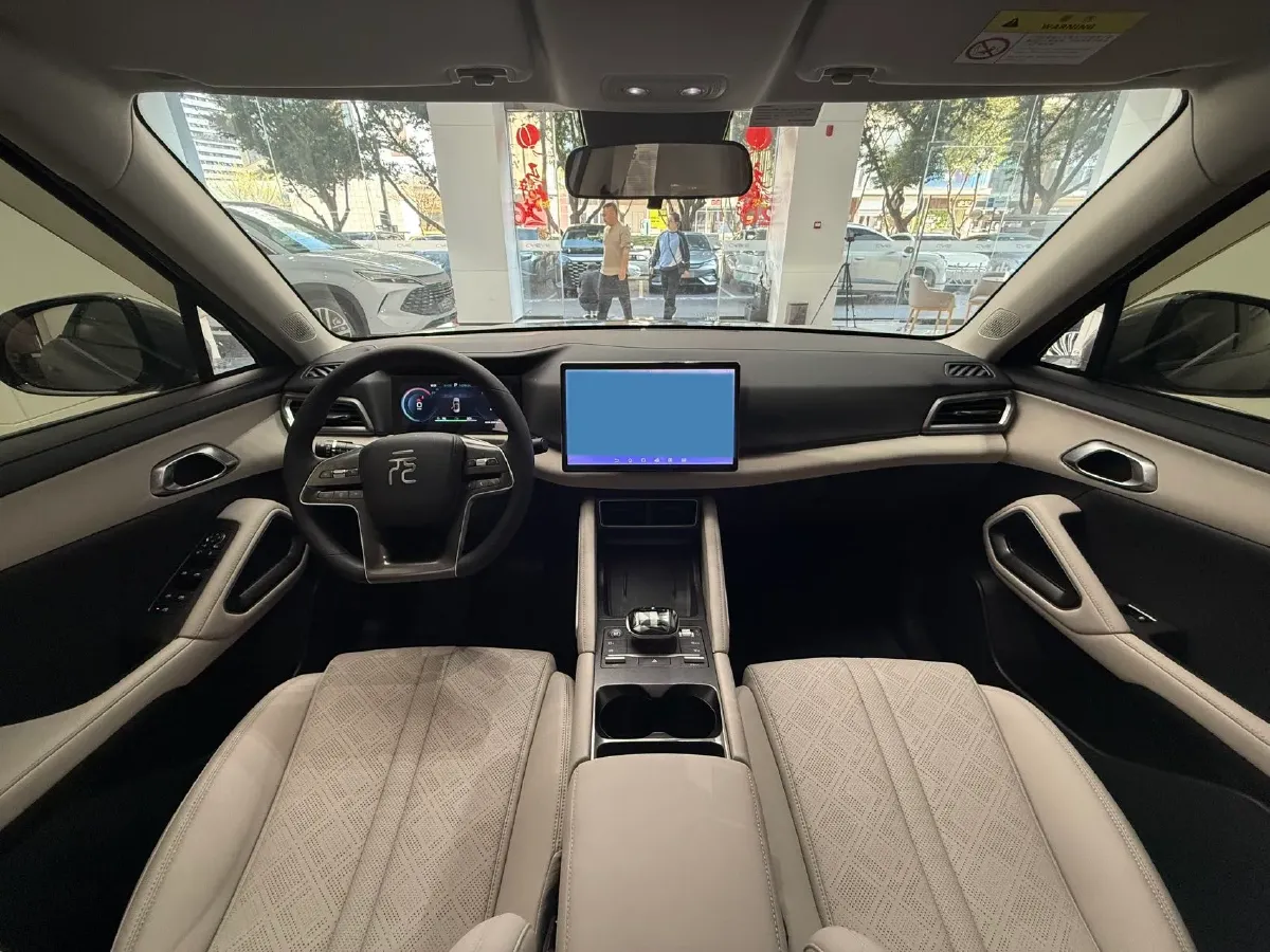 2024 BYD YuanUP BEV 45.12KWH,autocango,china used car exporter,china ev exporter,chinese used car exporter,chinese used ev exporter