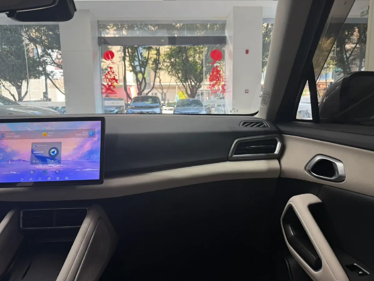 2024 BYD YuanUP BEV 45.12KWH,autocango,china used car exporter,china ev exporter,chinese used car exporter,chinese used ev exporter