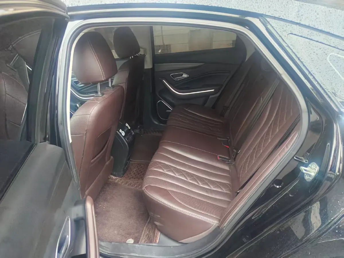 2022 BeiJing Auto EU7 BEV 60.7KWH,autocango,china used car exporter,china ev exporter,chinese used car exporter,chinese used ev exporter