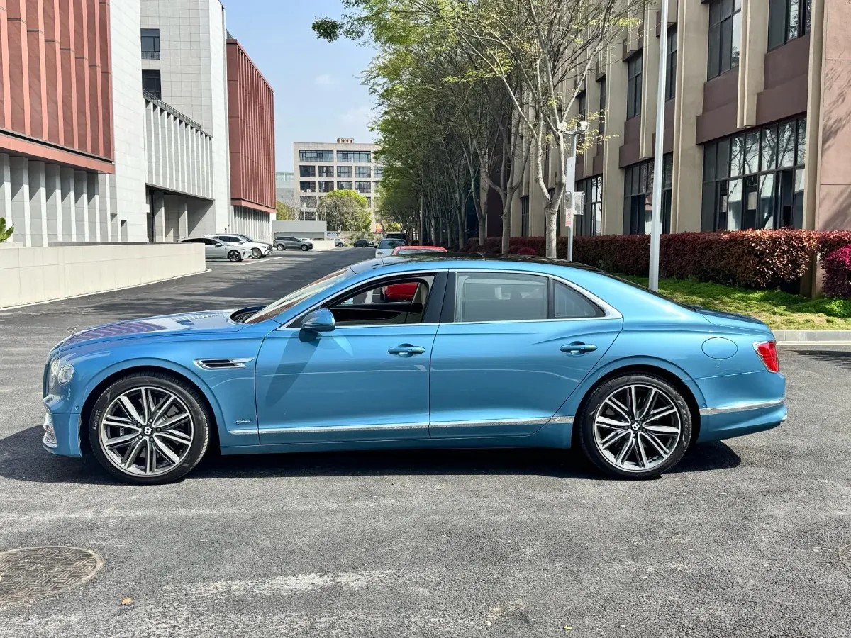 2022 Bentley Flying Spur 2.9T 416HP V6 8DCT PHEV 18KWH,autocango,china used car exporter,china ev exporter,chinese used car exporter,chinese used ev exporter