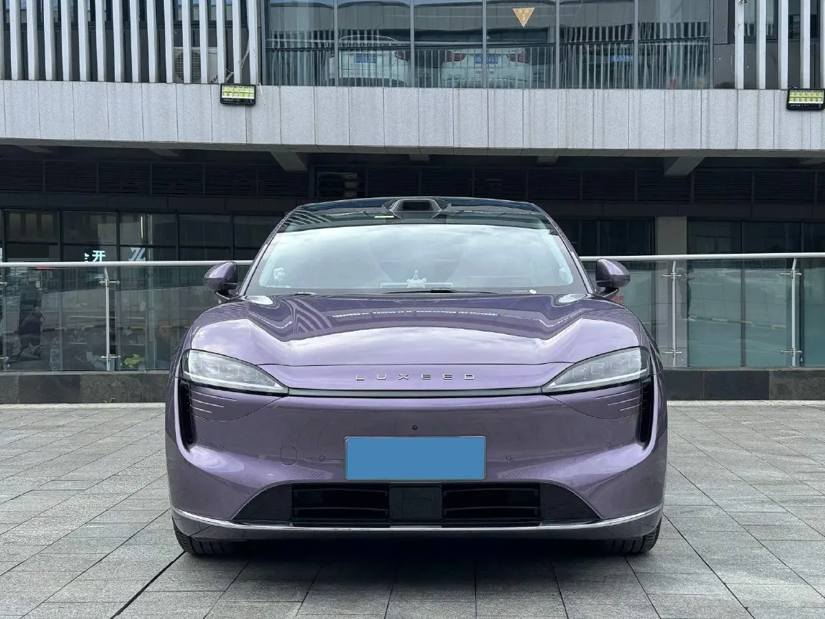 2025 Luxeed R7 REEV 156HP REEV 37KWH,autocango,china used car exporter,china ev exporter,chinese used car exporter,chinese used ev exporter