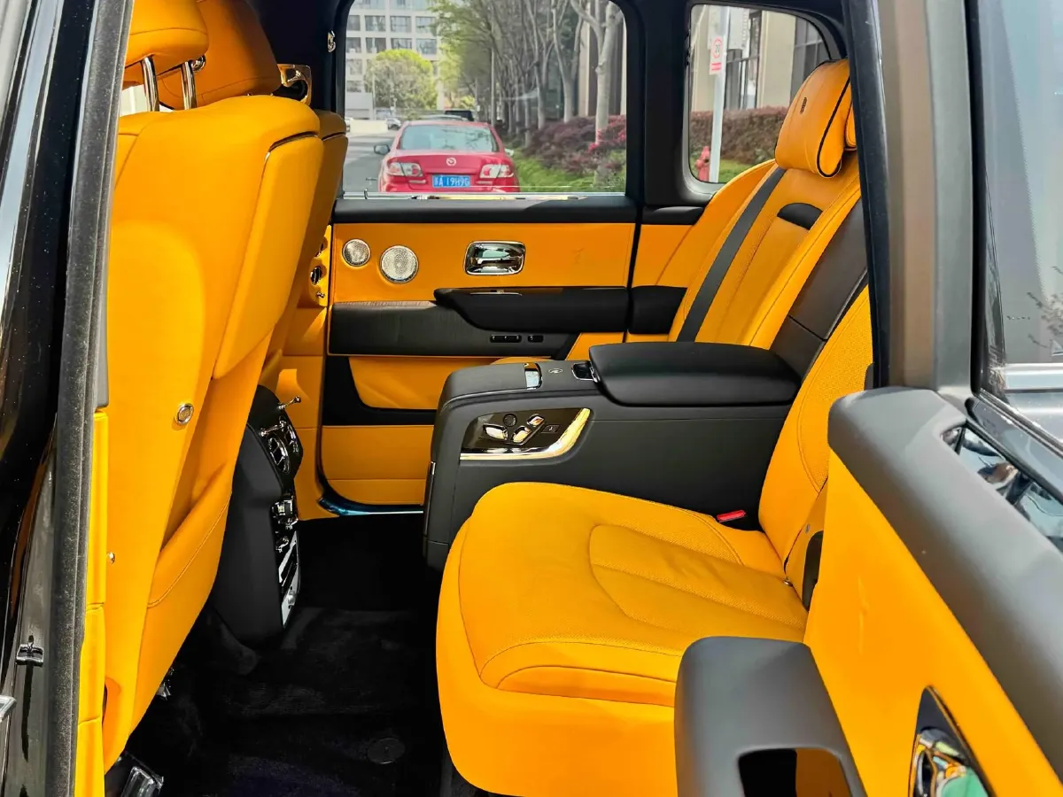 2024 Rolls-Royce Cullinan 6.7T 571HP V12 8AT,autocango,china used car exporter,china ev exporter,chinese used car exporter,chinese used ev exporter