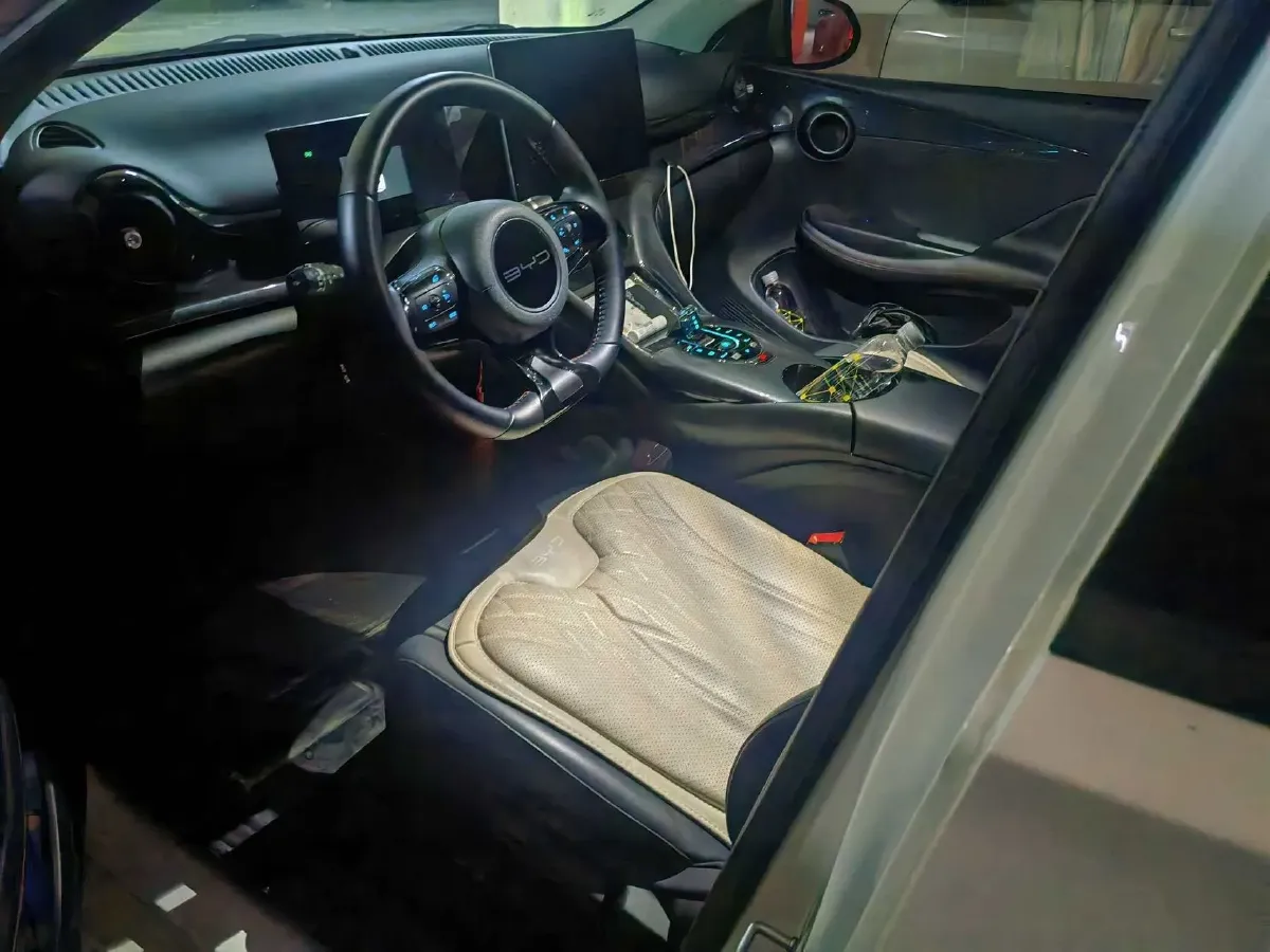 2023 BYD e2 BEV 43.2KWH,autocango,china used car exporter,china ev exporter,chinese used car exporter,chinese used ev exporter