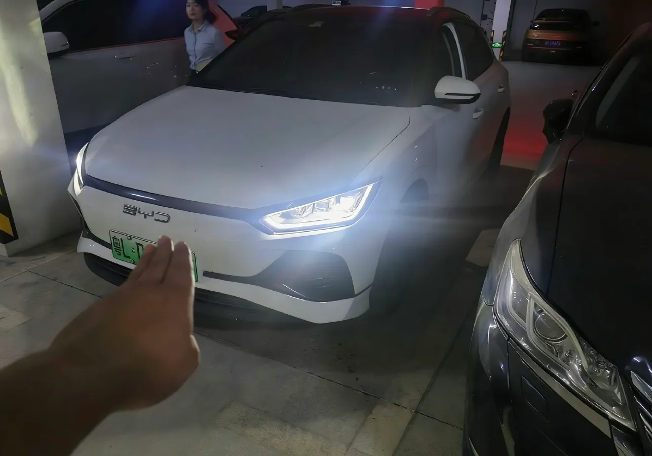 2023 BYD e2 BEV 43.2KWH,autocango,china used car exporter,china ev exporter,chinese used car exporter,chinese used ev exporter