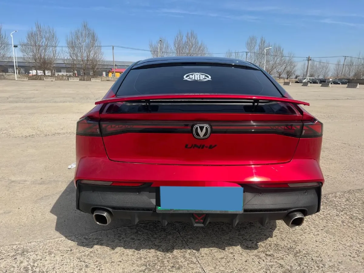 2023 ChangAn UNI-V iDD 1.5T 170HP L4 6TCT PHEV 18.4KWH,autocango,china used car exporter,china ev exporter,chinese used car exporter,chinese used ev exporter