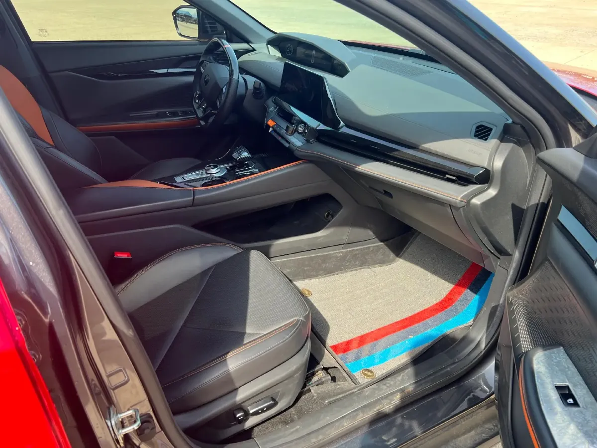 2023 ChangAn UNI-V iDD 1.5T 170HP L4 6TCT PHEV 18.4KWH,autocango,china used car exporter,china ev exporter,chinese used car exporter,chinese used ev exporter