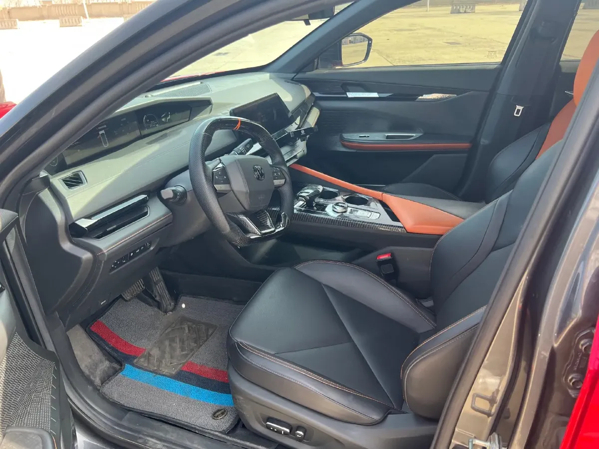 2023 ChangAn UNI-V iDD 1.5T 170HP L4 6TCT PHEV 18.4KWH,autocango,china used car exporter,china ev exporter,chinese used car exporter,chinese used ev exporter