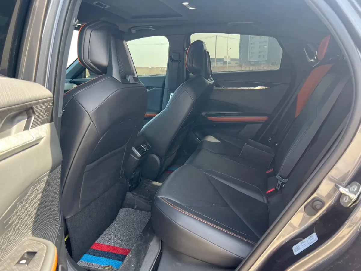 2023 ChangAn UNI-V iDD 1.5T 170HP L4 6TCT PHEV 18.4KWH,autocango,china used car exporter,china ev exporter,chinese used car exporter,chinese used ev exporter